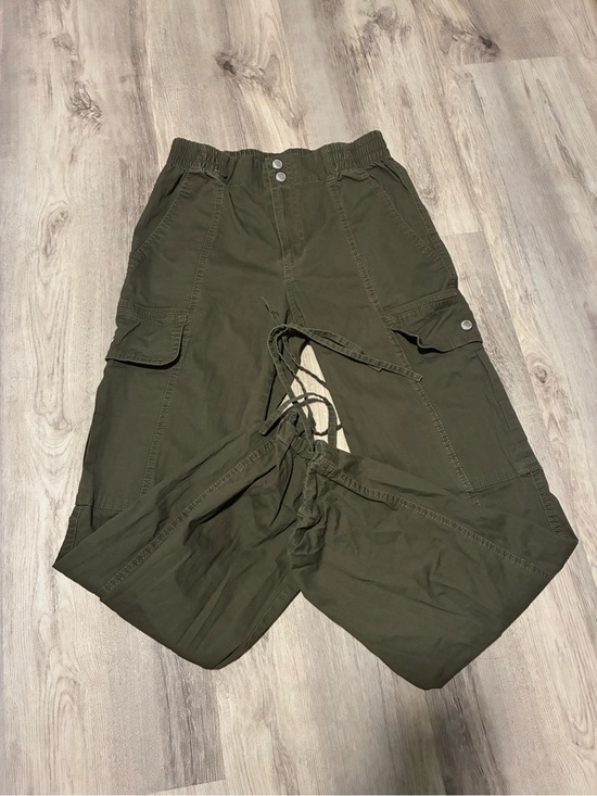 Cali 1850 Denim - Women's Olive Green Cargo Jeans with Drawstring Waist